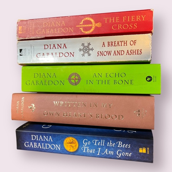 Diana Gabaldon Outlander Series books 5-9 - Picture 16 of 16